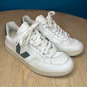 Veja Women’s V-12 White Green Leather Sneakers Lace Up Causal Shoes Size 6